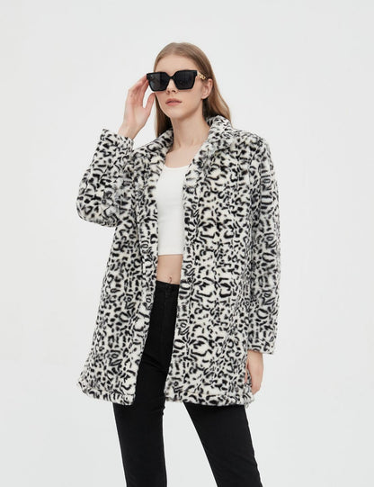 Wequle Leopard Pattern Faux Fur Coat